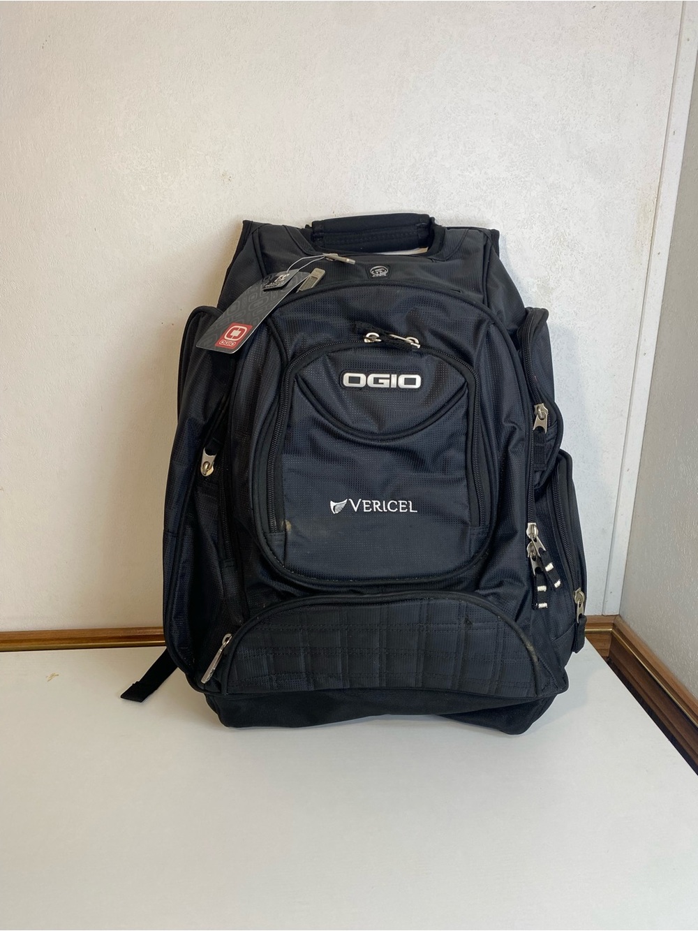 Ogio Metro Backpack Tech Specs Laptop Bag Black with Logo Vericel